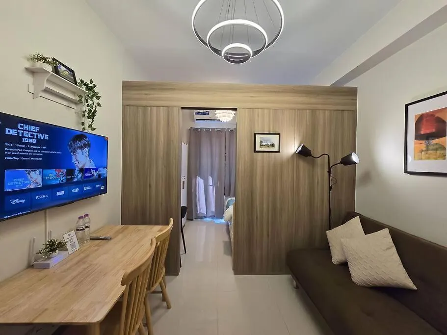 1Br Unit Condotel W Balcony Fame Residences -Fm33 Manila Apartment