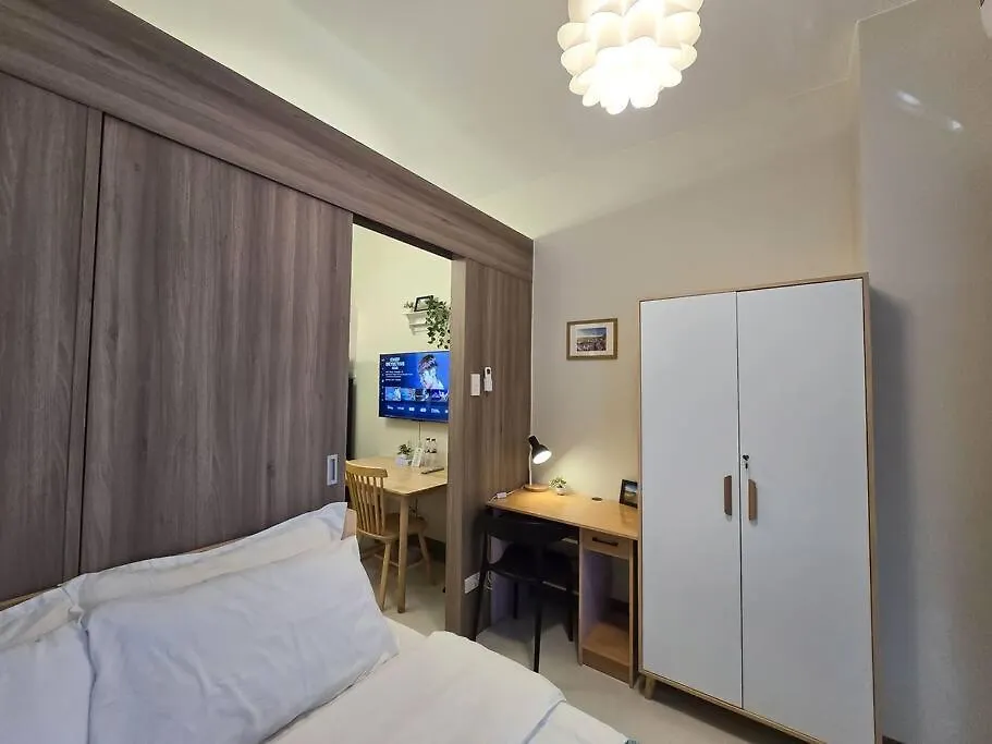 Apartment 1Br Unit Condotel W Balcony Fame Residences -Fm33 Manila