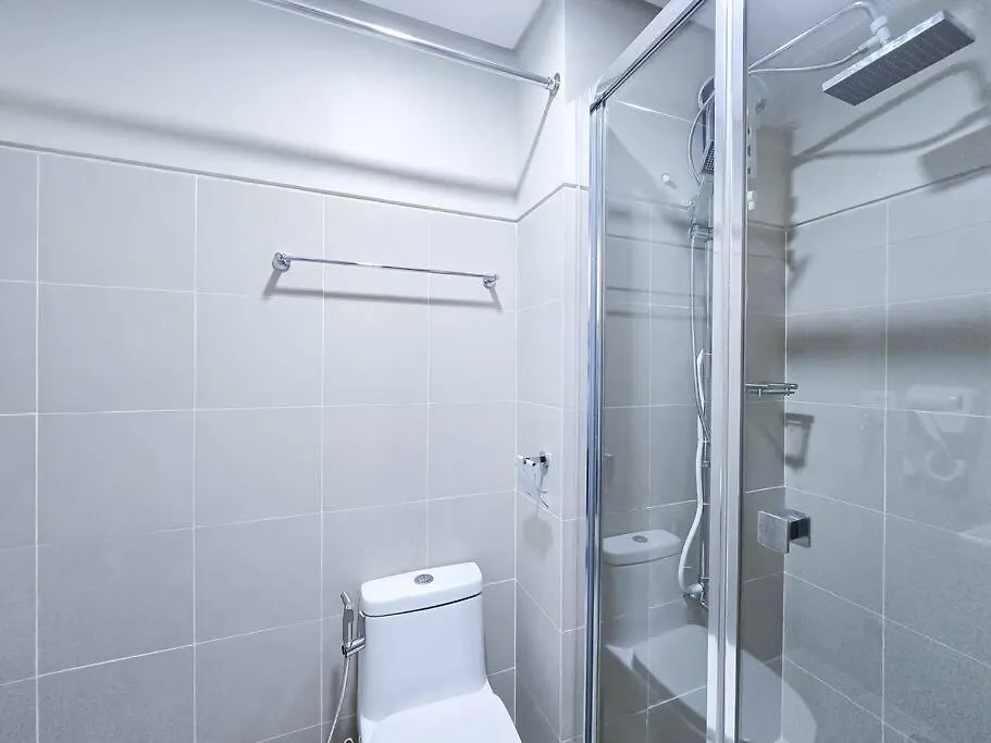 Apartment 1Br Unit Condotel W Balcony Fame Residences -Fm33 Manila